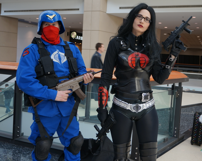 Illustration for article titled The Sights (mostly Cosplay) of C2E2 - Pt. 1